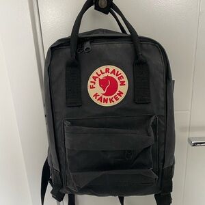 Fjallraven Kanken Mini Backpack | Black